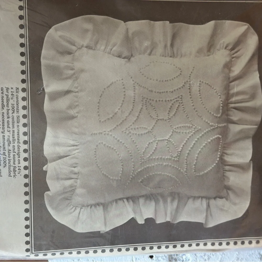 Vintage Cream Ruffled Pillow Sham with Textured Detail